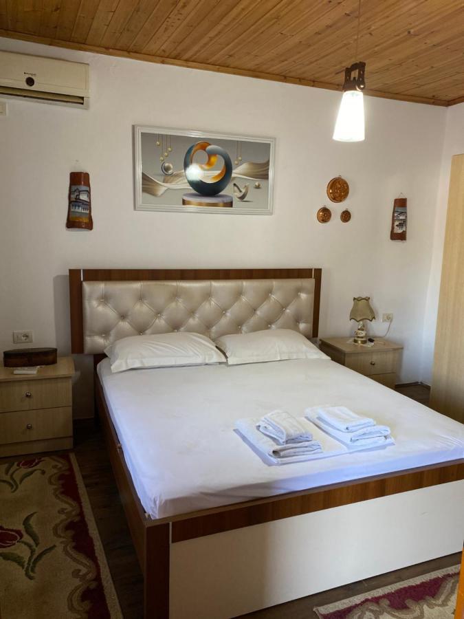 Aria Baci Guest House بيرات المظهر الخارجي الصورة