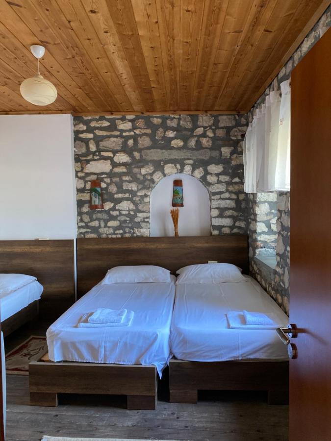 Aria Baci Guest House بيرات المظهر الخارجي الصورة