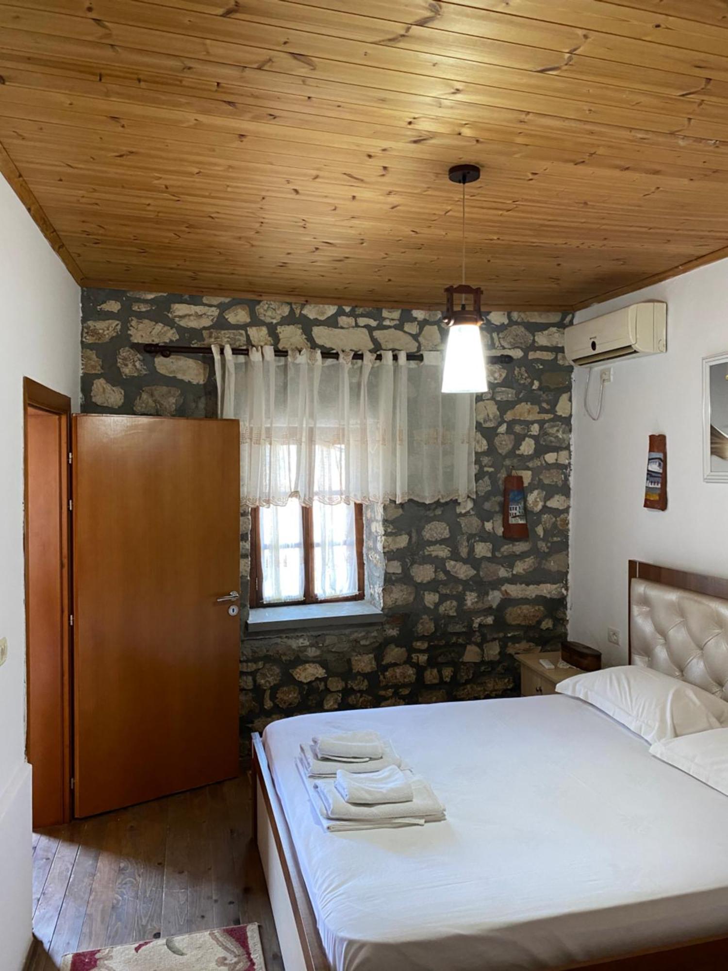 Aria Baci Guest House بيرات المظهر الخارجي الصورة